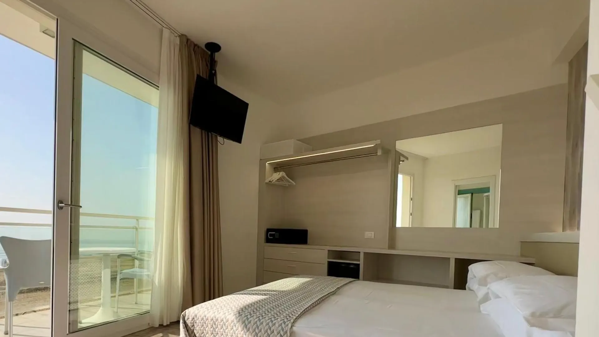 Hotel Nizza Frontemare Superior 3 Stelle Lido di Jesolo