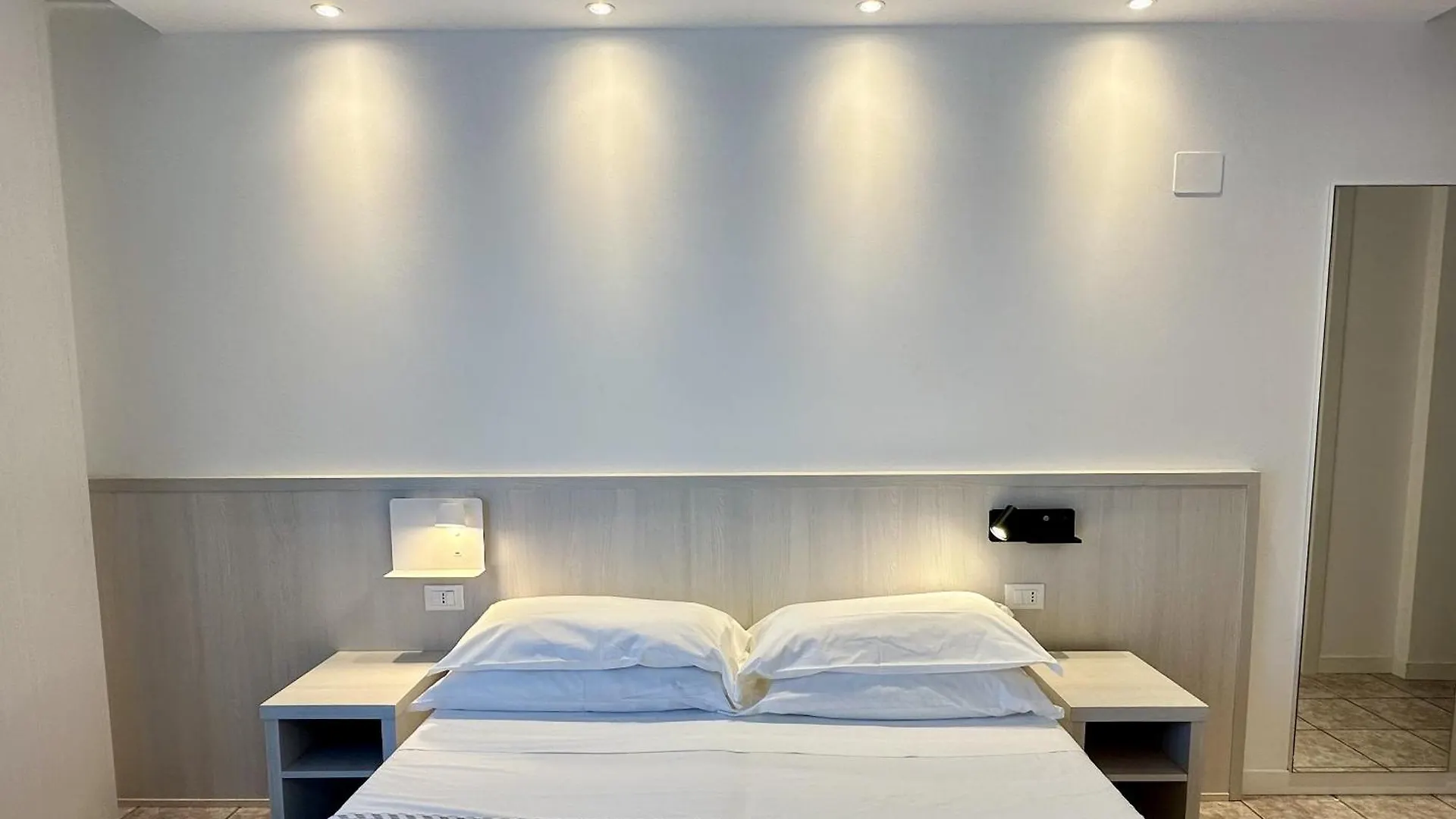 Hotel Nizza Frontemare Superior 3 Stelle Lido di Jesolo