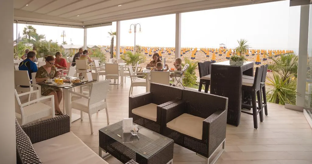 Hotel Nizza Frontemare Superior 3 Stelle Jesolo